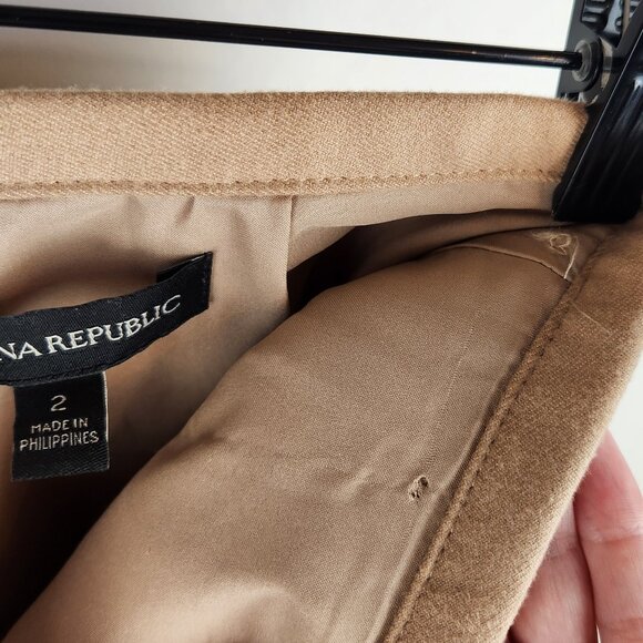 Banana Republic Wool Blend Fuzzy Panel Mini Skirt in Camel sz 2 - Picture 10 of 10